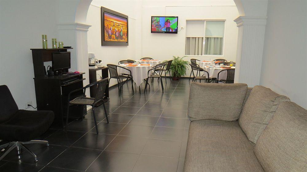 Hotel Central House A 5 Min De La Embajada Americana Μπογκοτά Εξωτερικό φωτογραφία
