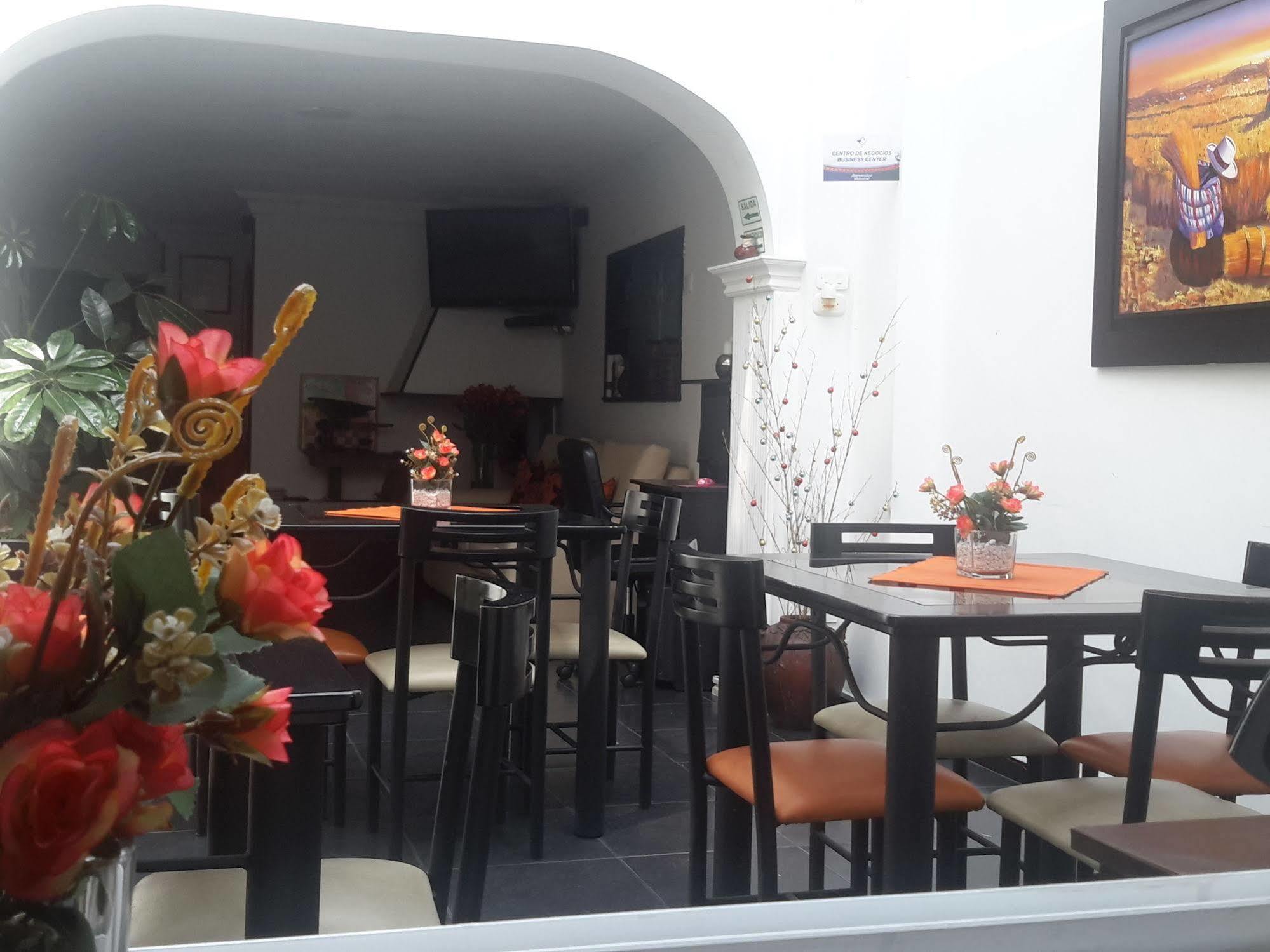 Hotel Central House A 5 Min De La Embajada Americana Μπογκοτά Εξωτερικό φωτογραφία