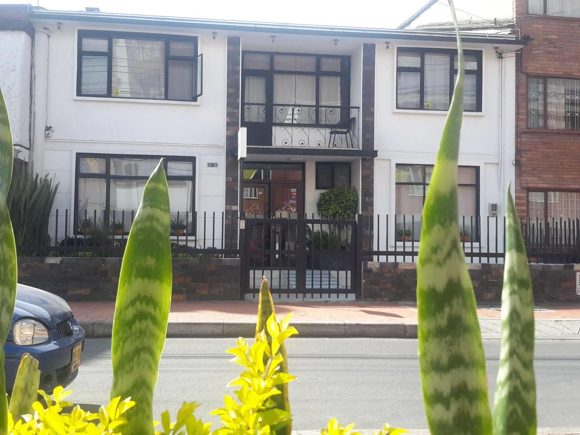 Hotel Central House A 5 Min De La Embajada Americana Μπογκοτά Εξωτερικό φωτογραφία